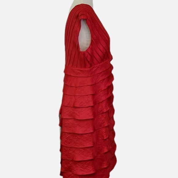 Adrianna Papell Red V-neck Cascading Ruffle Slim Fit Special Occasion Dress - Picture 2 of 12